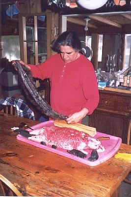 Skinning beaver